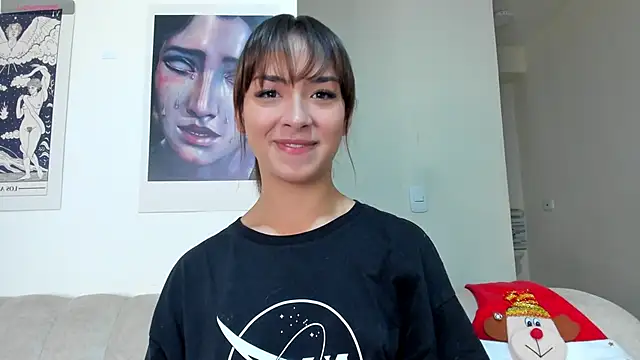 Snapshot of Moonlight1002 chatting on 12-14-24, 02:22 Moonlight1002 online show from 12-14-24, 02:22