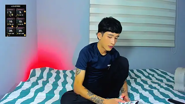 tom Howard online show from 11-16-25, 02:05