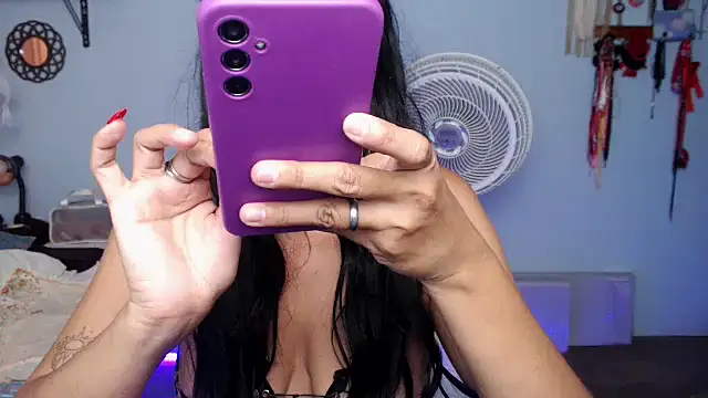 Snapshot of RUBII-ADAMS chatting on 05-29-26, 04:24 RUBII-ADAMS online show from 05-29-26, 04:24