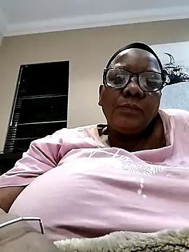 Snapshot of SEXYBOOBSNASS chatting on 09-20-25, 09:09 SEXYBOOBSNASS online show from 09-20-25, 09:09