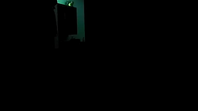 Snapshot of SilasRed chatting on 01-01-25, 01:48 SilasRed online show from 01-01-25, 01:48