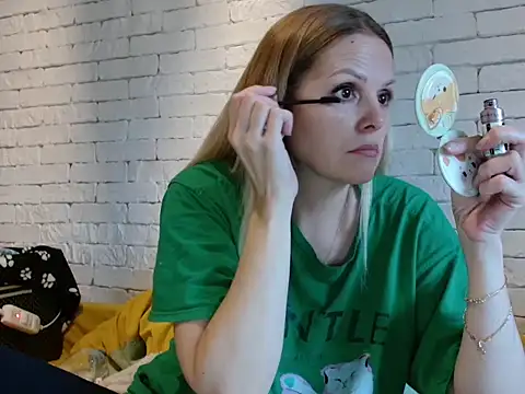 Angel girllovemy online show from 12-16-25, 10:52