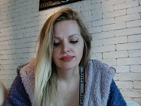 Angel girllovemy online show from 10-04-25, 09:22