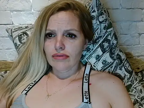 Angel girllovemy online show from 09-29-25, 07:41