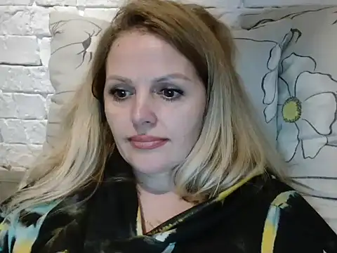 Angel girllovemy online show from 12-02-25, 09:00