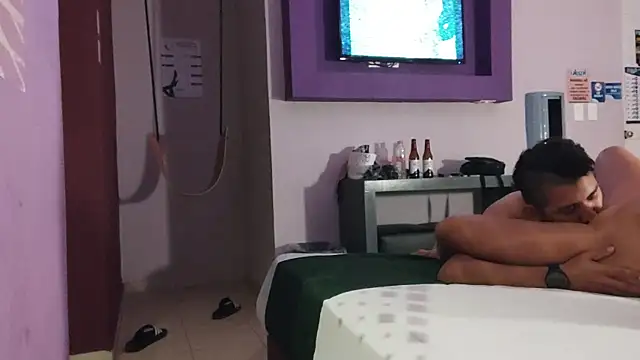 paolaluna03 online show from 02-28-25, 04:10