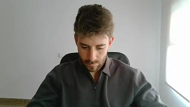 Snapshot of vargas90 chatting on 05-06-26, 11:25 vargas90 online show from 05-06-26, 11:25