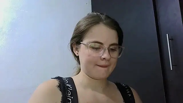 HellenMiyer1111 online show from 04-07-26, 03:25