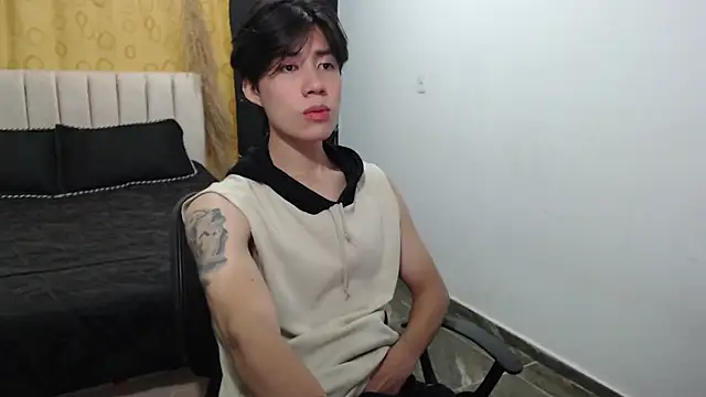 Elio-cam online show from 12-16-24, 08:41