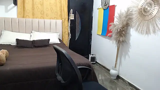 Elio-cam online show from 07-28-26, 08:44