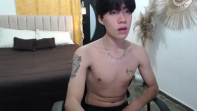 Elio-cam online show from 11-14-25, 03:21