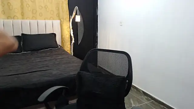 Elio-cam online show from 02-11-25, 08:48