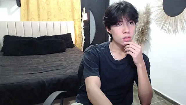 Elio-cam online show from 03-13-26, 03:33