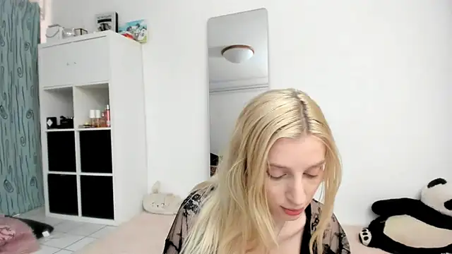KenzieDawton online show from 07-25-26, 12:00