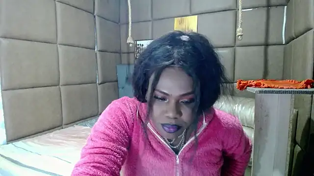 CatrinaGill online show from 11-11-25, 01:00