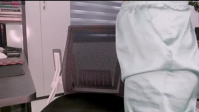 Shyn   online show from 03-11-26, 04:06