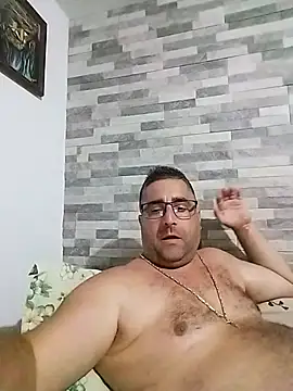 ADRIAN ADI40 online show from 05-25-26, 06:17
