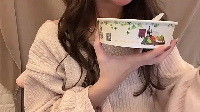 Tw Zoella online show from 02-26-25, 01:57