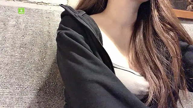 Tw Zoella online show from 01-14-25, 07:27