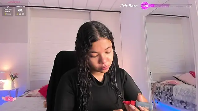 SophiaaStone online show from 03-12-26, 12:09