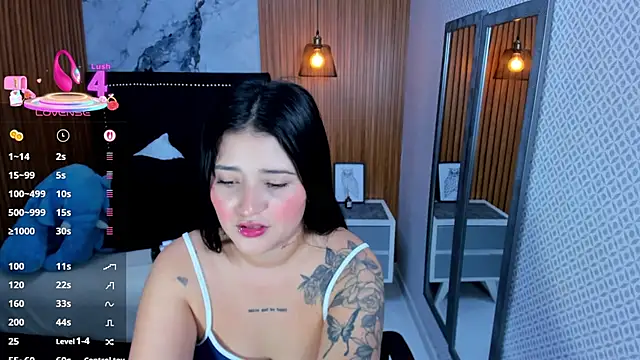 Snapshot of BIANCAROY1 chatting on 11-13-25, 06:45 BIANCAROY1 online show from 11-13-25, 06:45