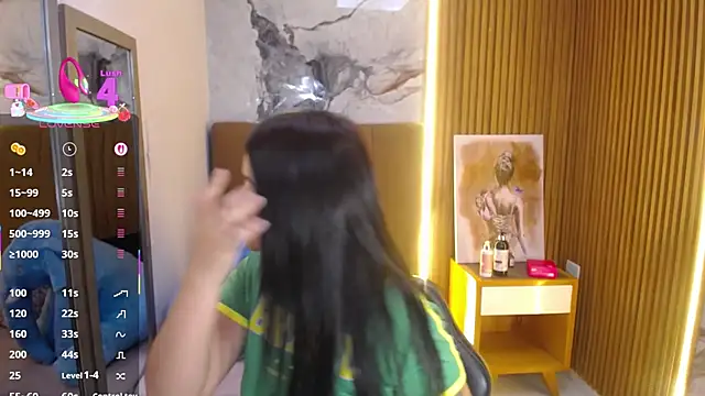 Snapshot of BIANCAROY1 chatting on 11-01-25, 06:46 BIANCAROY1 online show from 11-01-25, 06:46