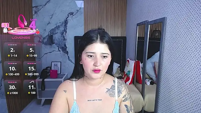 Snapshot of BIANCAROY1 chatting on 12-19-25, 07:16 BIANCAROY1 online show from 12-19-25, 07:16