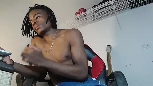 Snapshot of dann_hill chatting on 02-18-25, 02:05 dann hill online show from 02-18-25, 02:05