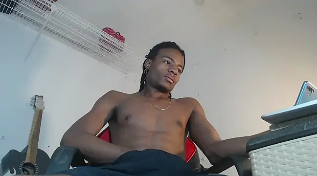 Snapshot of dann_hill chatting on 03-18-25, 10:04 dann hill online show from 03-18-25, 10:04