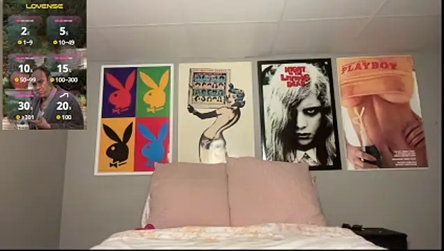 Snapshot of tessadelrose chatting on 03-20-26, 02:12 tessadelrose online show from 03-20-26, 02:12