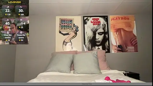 Snapshot of tessadelrose chatting on 04-12-26, 02:37 tessadelrose online show from 04-12-26, 02:37