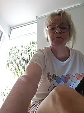 slutgold online show from 10-18-25, 12:18
