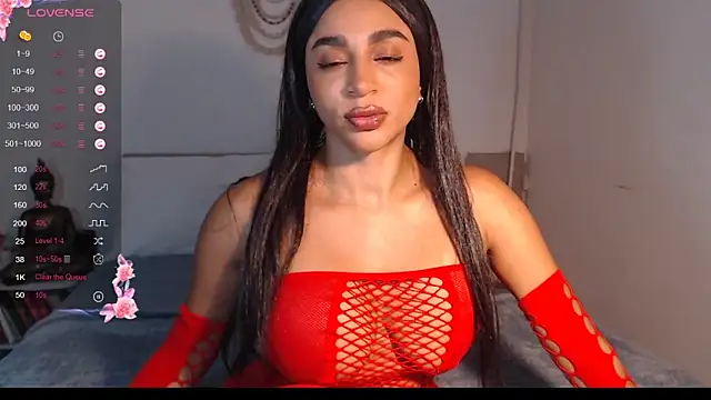 Snapshot of destinne_mill_ chatting on 04-29-26, 01:59 destinne mill online show from 04-29-26, 01:59