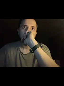 Snapshot of sweaticeboy chatting on 11-14-25, 07:06 sweaticeboy online show from 11-14-25, 07:06