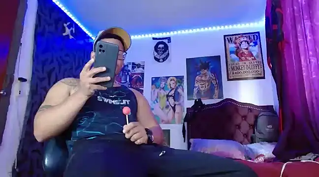 Snapshot of Danielsbigcum chatting on 02-08-25, 01:54 Danielsbigcum online show from 02-08-25, 01:54