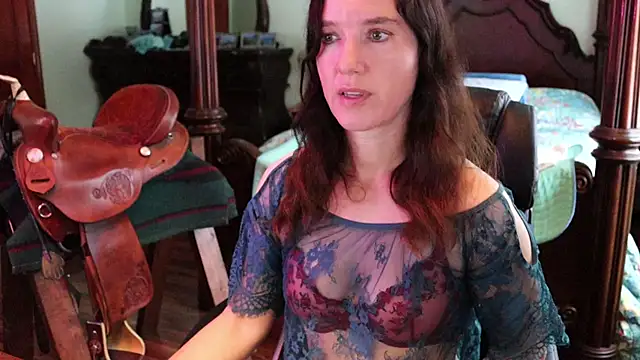 thornburyrose online show from 12-18-25, 05:50