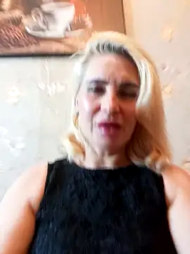 Snapshot of JennyOMay chatting on 05-09-26, 04:16 JennyOMay online show from 05-09-26, 04:16