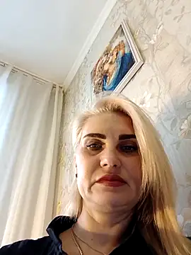 JennyOMay online show from 11-22-25, 04:00