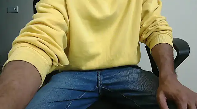 Snapshot of hotkunal chatting on 02-20-25, 11:32 hotkunal online show from 02-20-25, 11:32