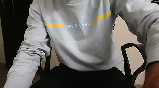 Snapshot of hotkunal chatting on 02-24-25, 10:47 hotkunal online show from 02-24-25, 10:47