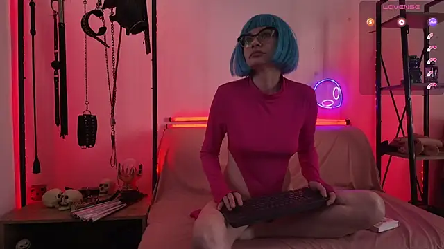 Snapshot of CyberXGoddess chatting on 05-11-26, 05:53 CyberXGoddess online show from 05-11-26, 05:53