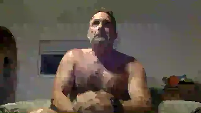 Snapshot of Bronco9602 chatting on 09-19-25, 01:53 Bronco9602 online show from 09-19-25, 01:53