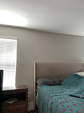 Snapshot of Bronco9602 chatting on 10-25-25, 03:45 Bronco9602 online show from 10-25-25, 03:45