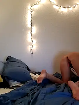 Scarlettishere online show from 01-04-25, 01:52