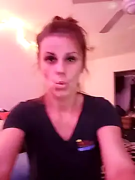 Scarlettishere online show from 01-26-25, 01:31