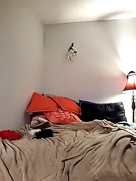 Scarlettishere online show from 10-22-25, 03:06