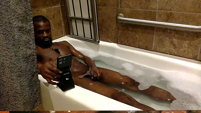 Maculine Stayr online show from 11-25-25, 01:22