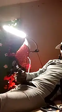Snapshot of Maculine_Stayr chatting on 12-22-24, 11:54 Maculine Stayr online show from 12-22-24, 11:54