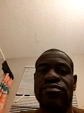 Snapshot of Maculine_Stayr chatting on 12-25-24, 12:15 Maculine Stayr online show from 12-25-24, 12:15