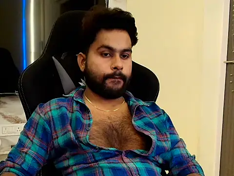 Snapshot of SHENOY3 chatting on 06-02-26, 06:30 SHENOY3 online show from 06-02-26, 06:30